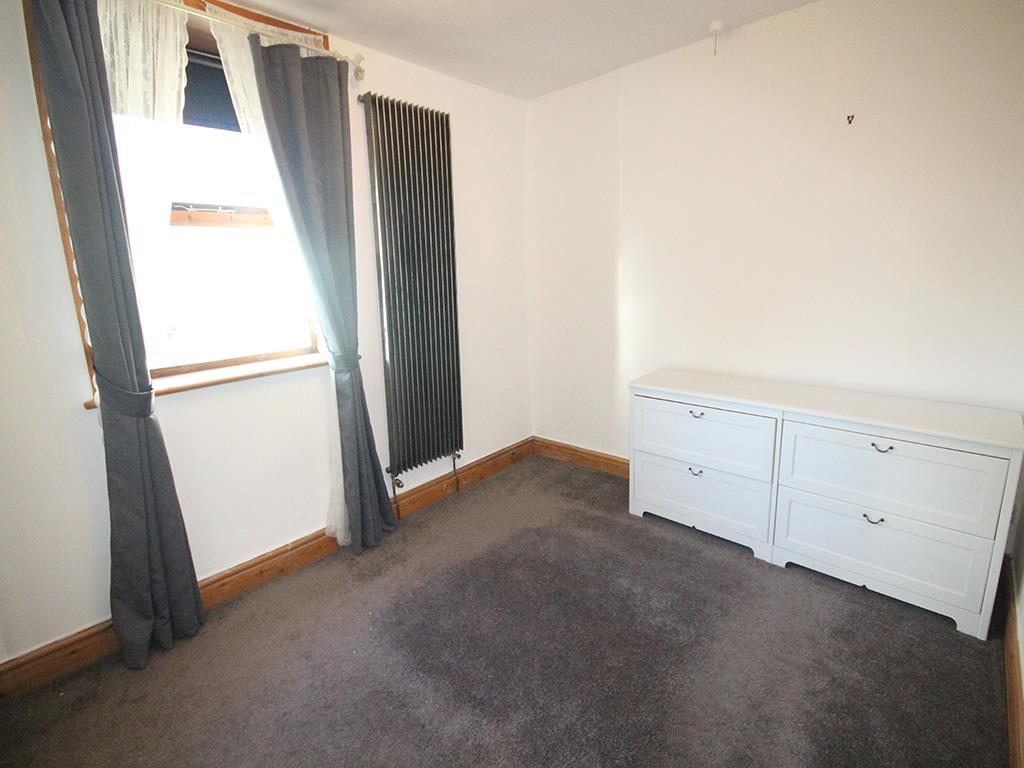 2 bedroom mid terrace house For Sale in Winewall - 2016-02-10 14.50.38.jpg